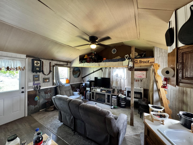 Listing Image 29
