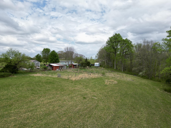 Listing Image 50