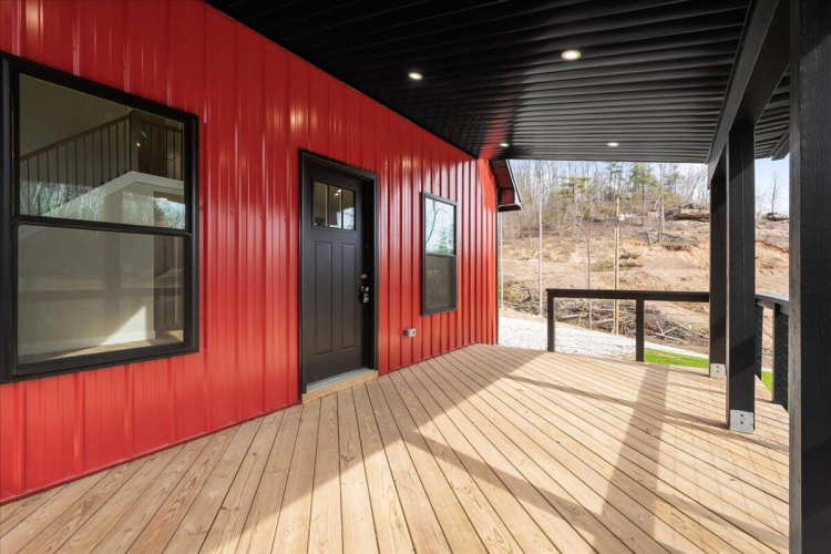 Listing Image 8