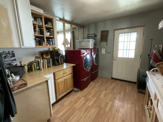 Listing Image 18