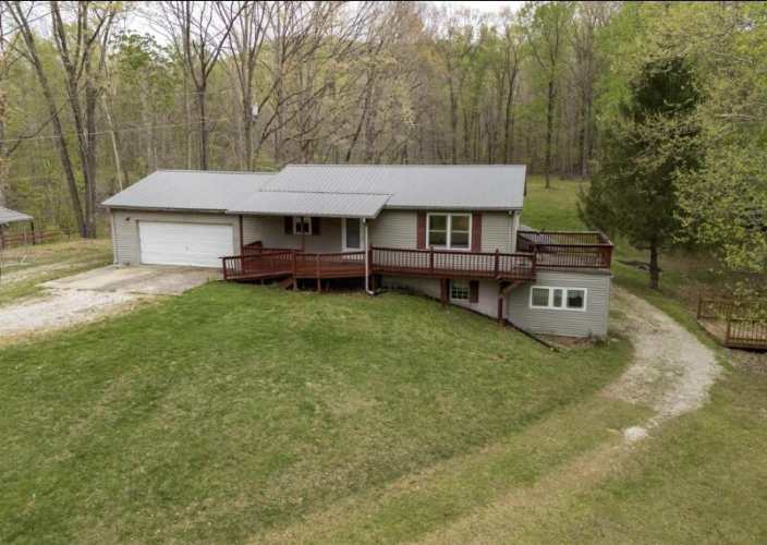Listing Image 4