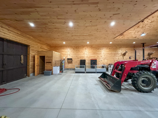 Listing Image 77