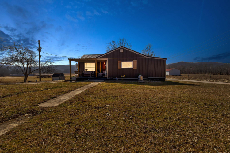 Listing Image 3