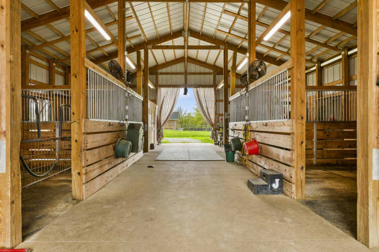 Listing Image 26