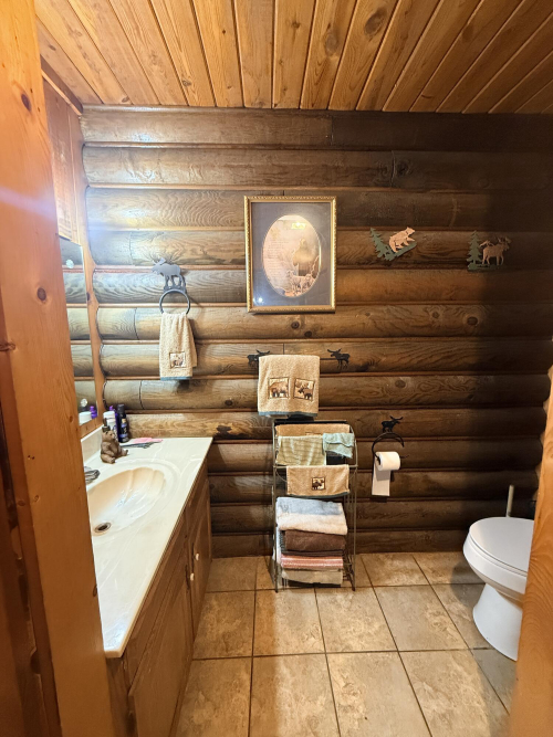Listing Image 17