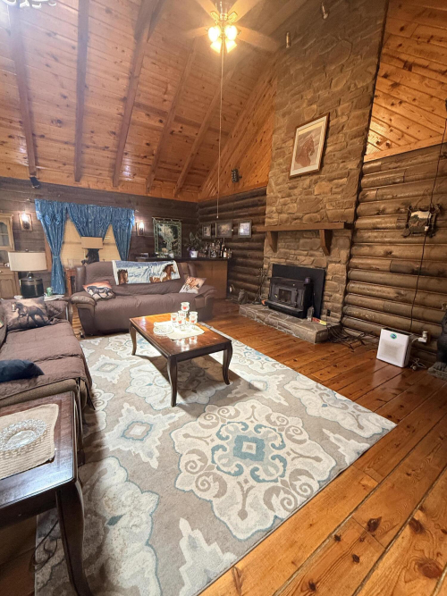 Listing Image 8