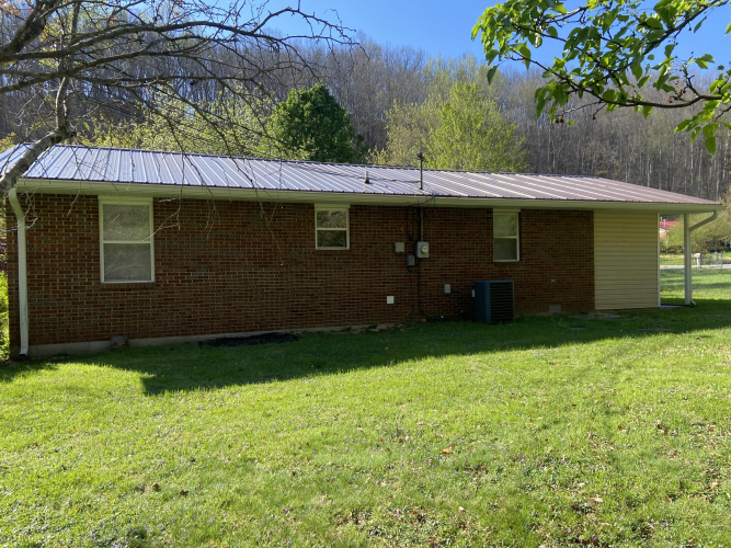 Listing Image 16