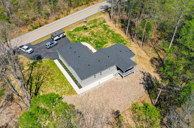 Listing Image 11