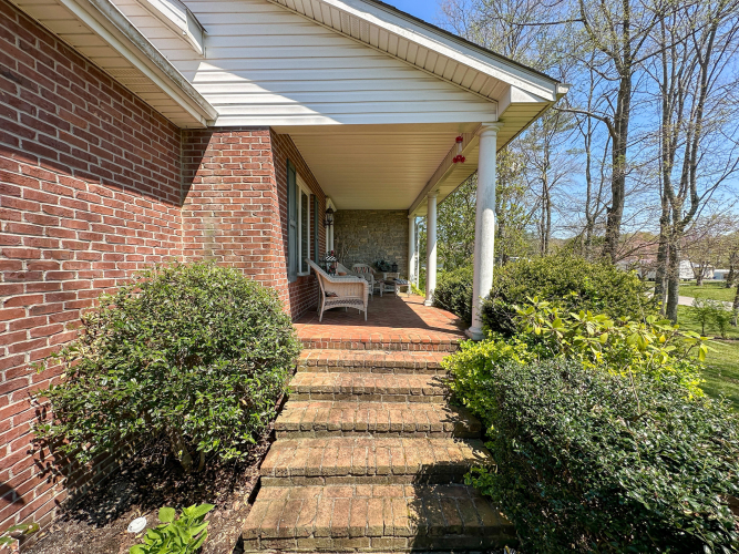 Listing Image 16