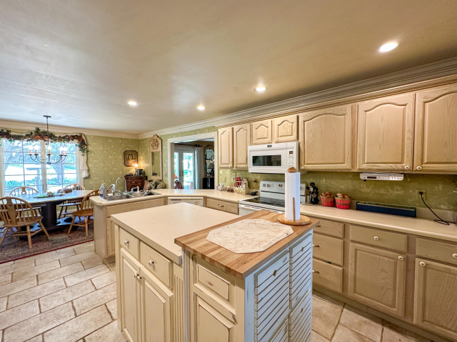 Listing Image 55