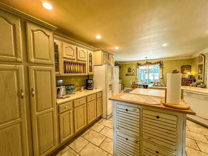 Listing Image 57