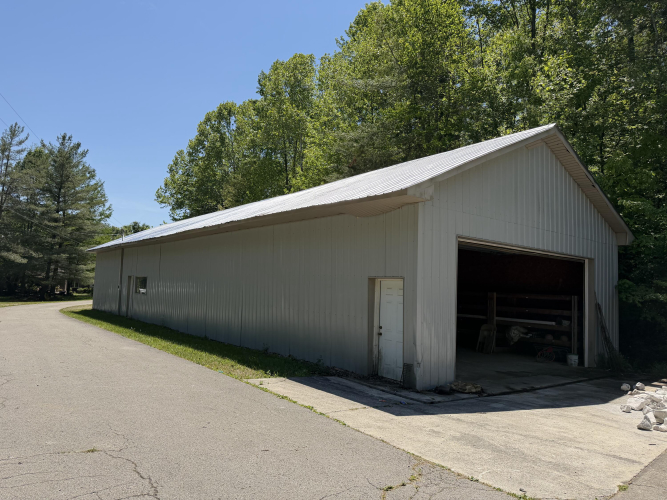Listing Image 84