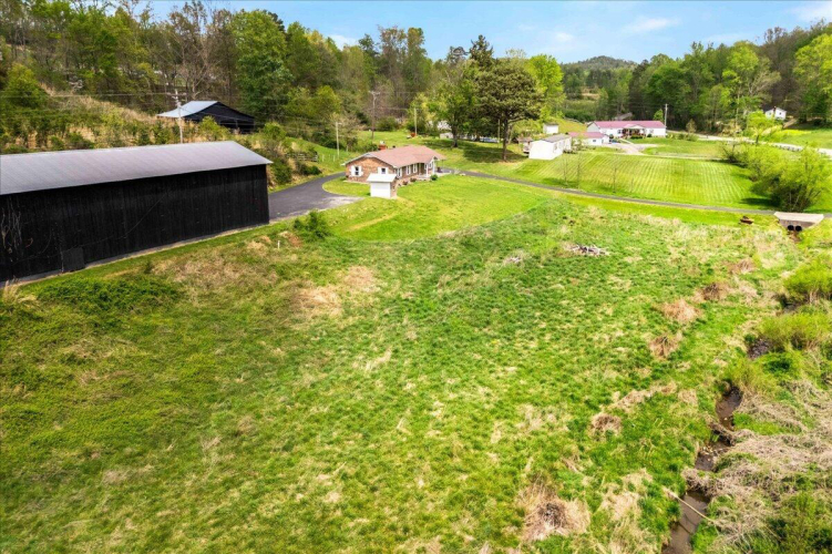 Listing Image 40