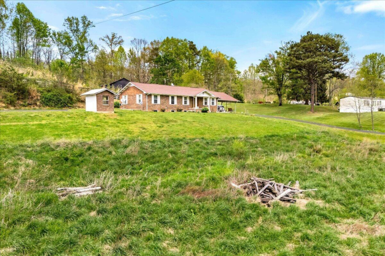 Listing Image 45