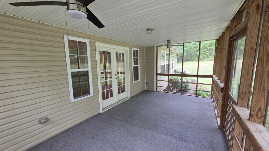 Listing Image 38