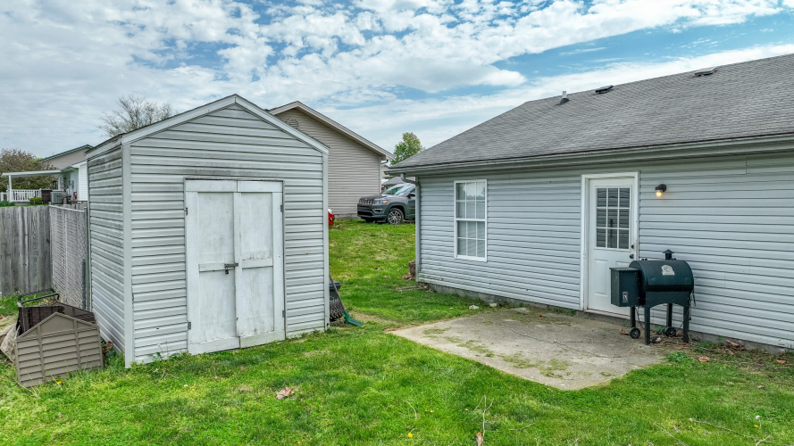 Listing Image 7