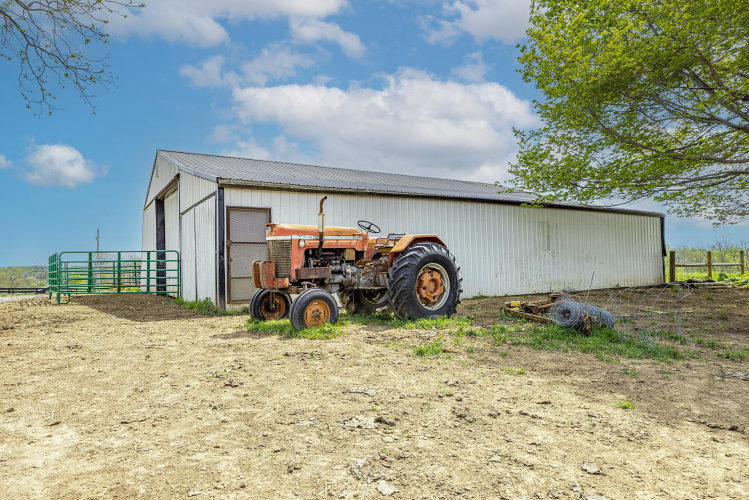 Listing Image 16