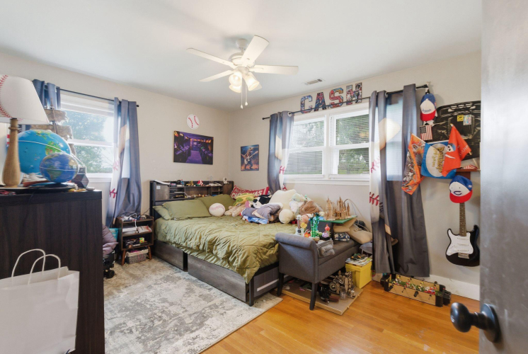 Listing Image 22