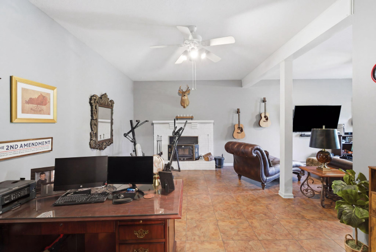 Listing Image 32