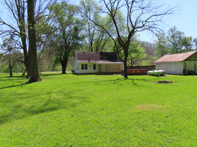 Listing Image 5