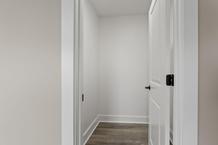 Listing Image 55