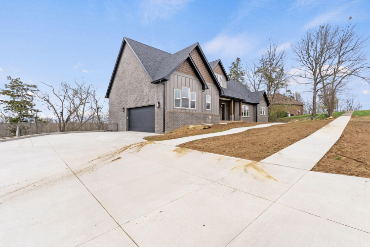Listing Image 63