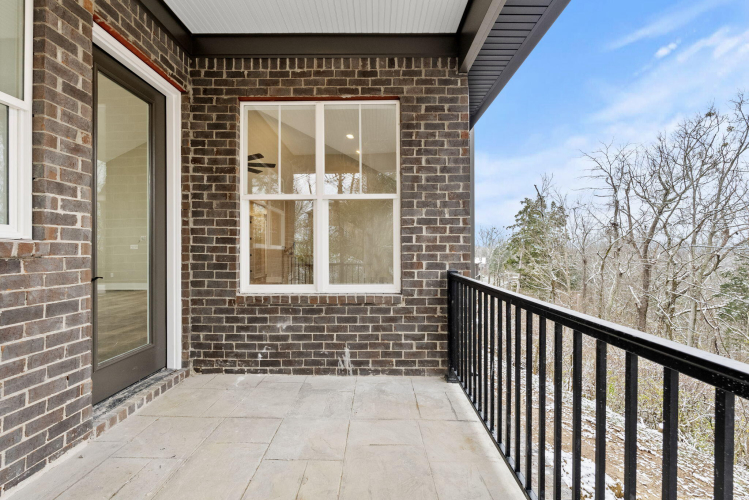 Listing Image 64