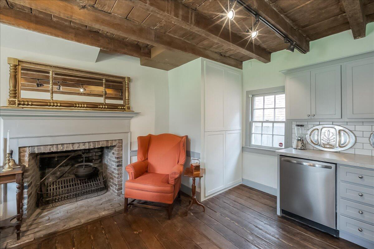 Listing Image 9