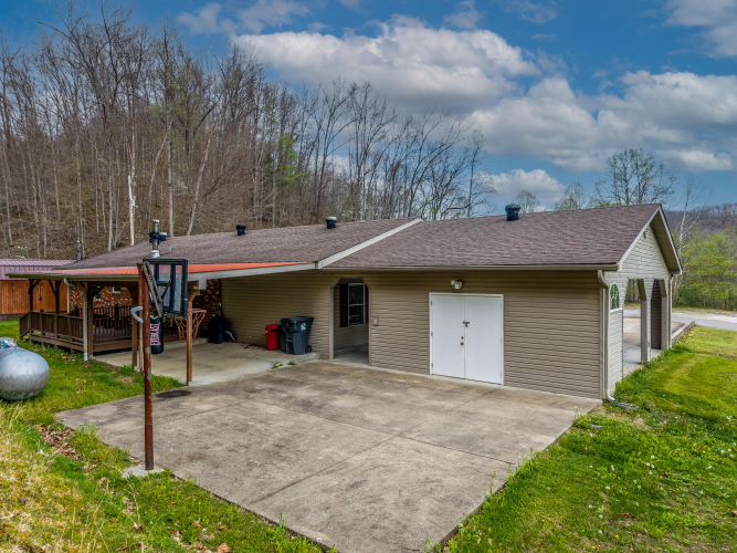Listing Image 7
