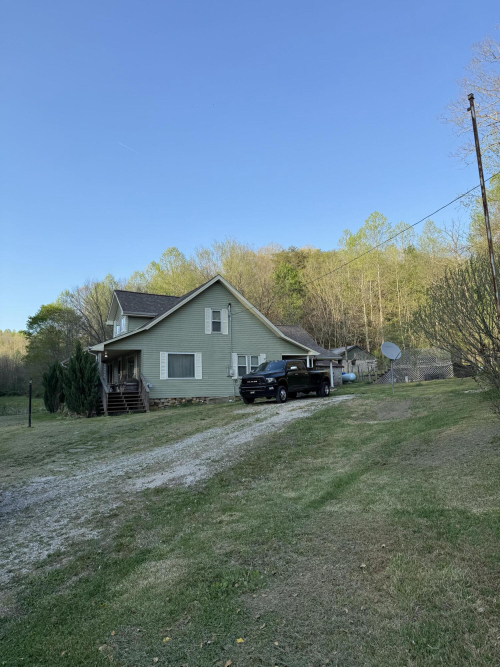 Listing Image 5