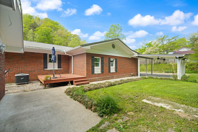 Listing Image 56