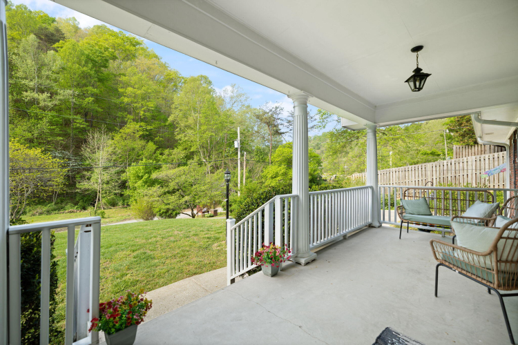 Listing Image 64
