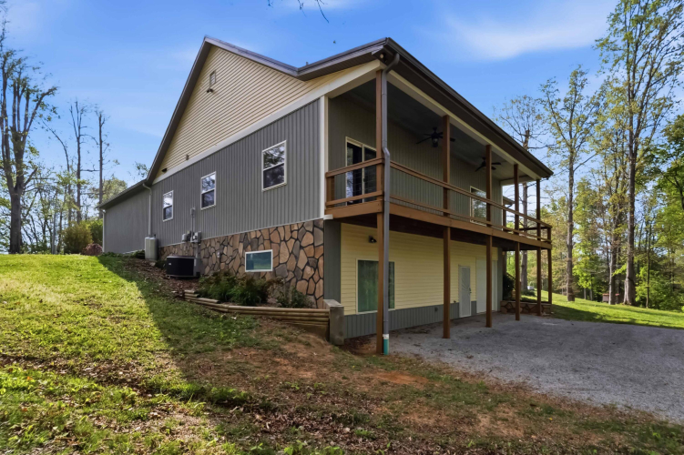 Listing Image 54