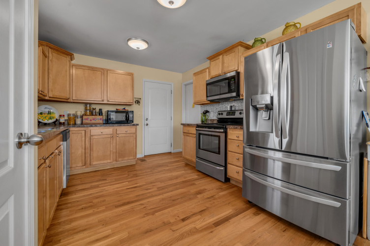 Listing Image 13