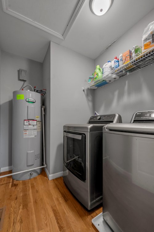 Listing Image 15