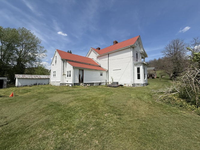 Listing Image 7