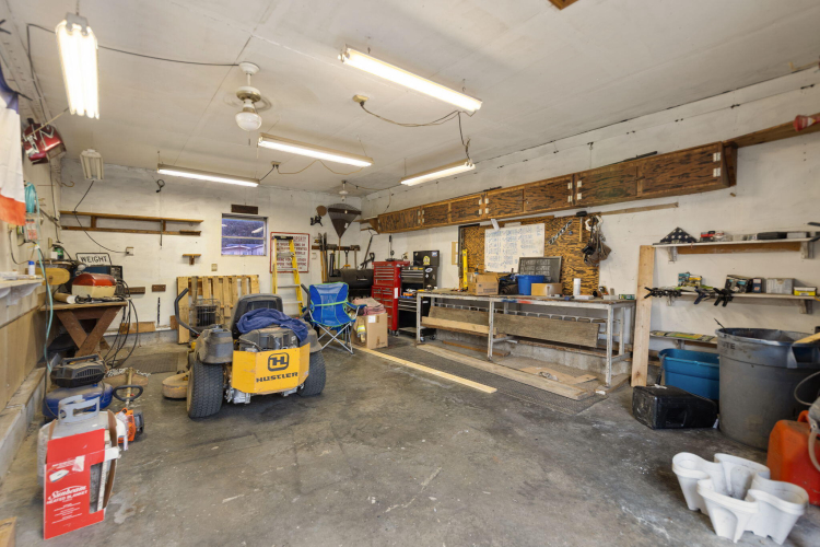 Listing Image 33