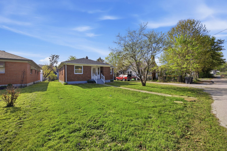Listing Image 23