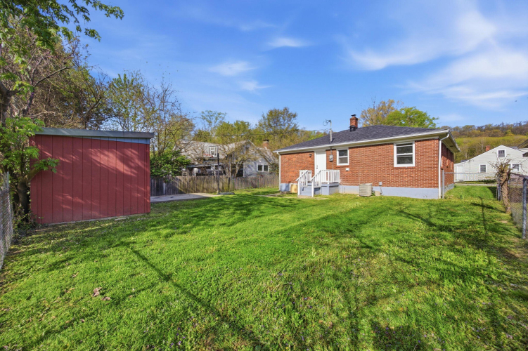 Listing Image 27