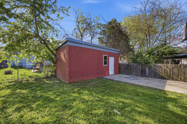 Listing Image 28