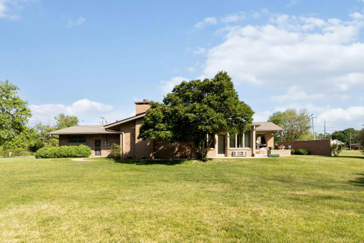 Listing Image 49