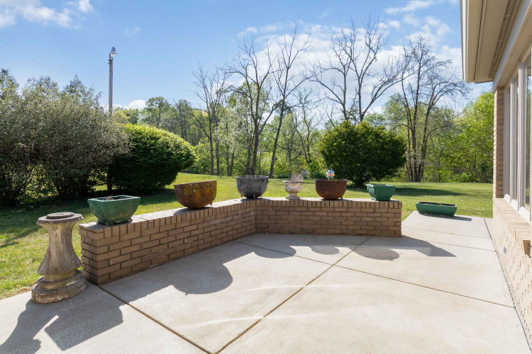 Listing Image 54