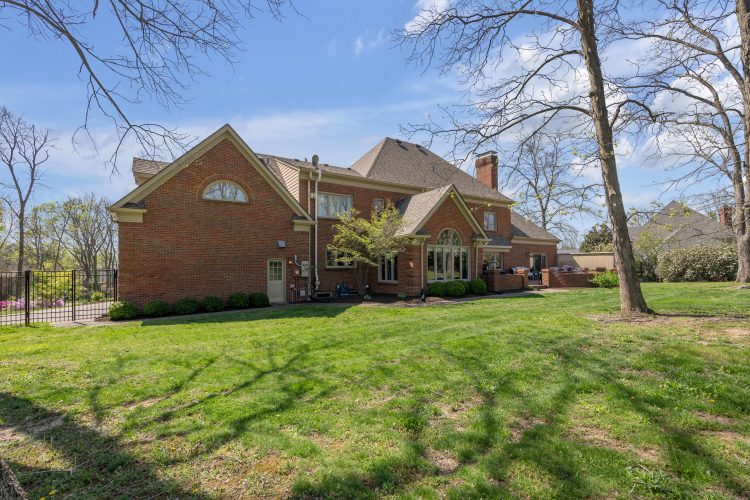 Listing Image 56