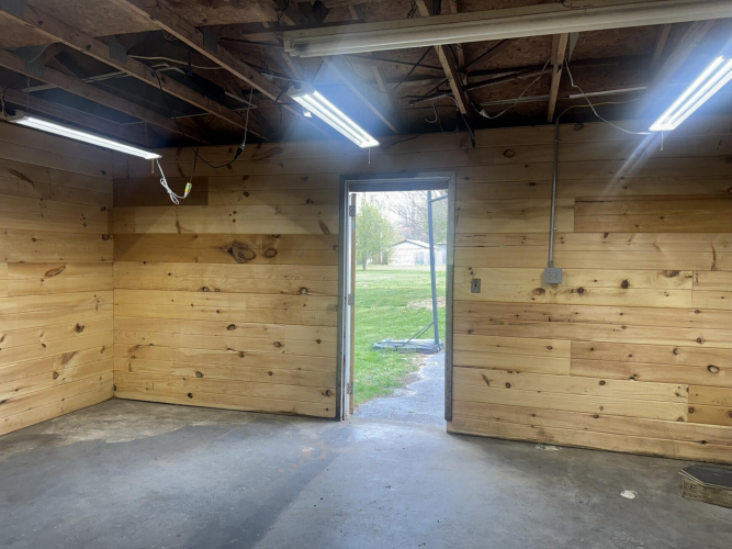 Listing Image 57