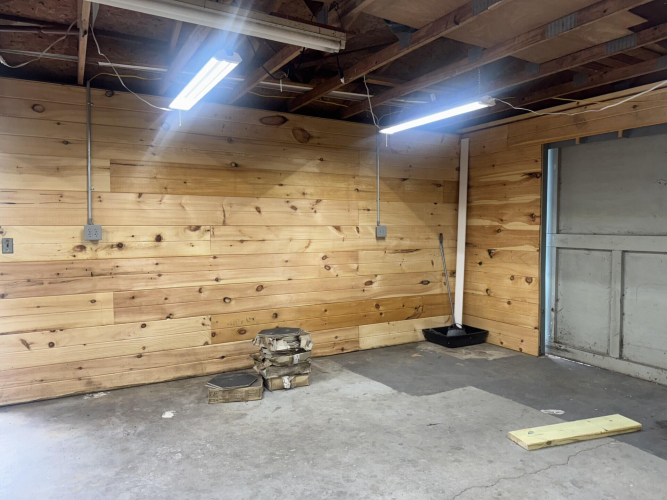 Listing Image 58