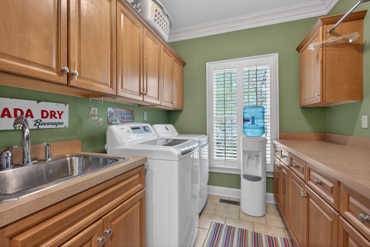Listing Image 21