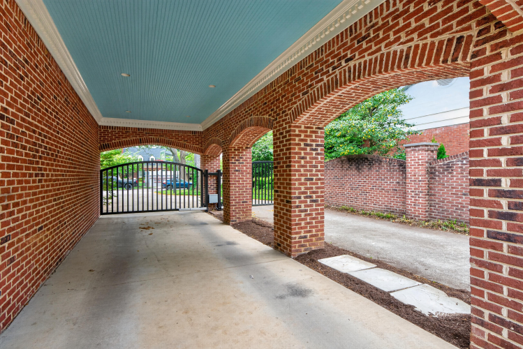 Listing Image 57