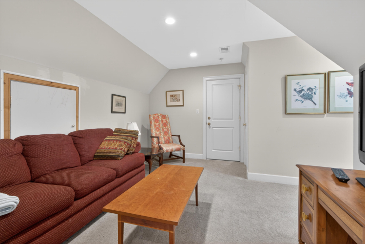 Listing Image 60