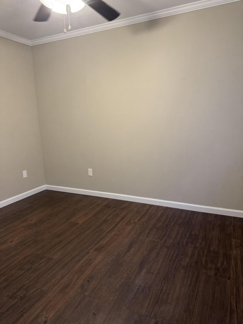 Listing Image 30