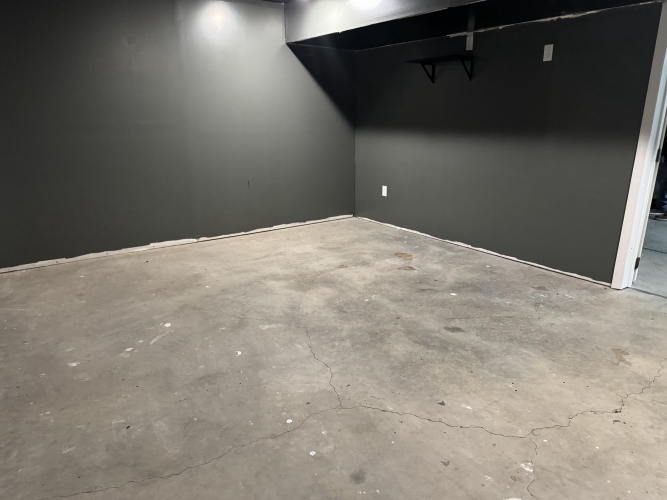 Listing Image 53